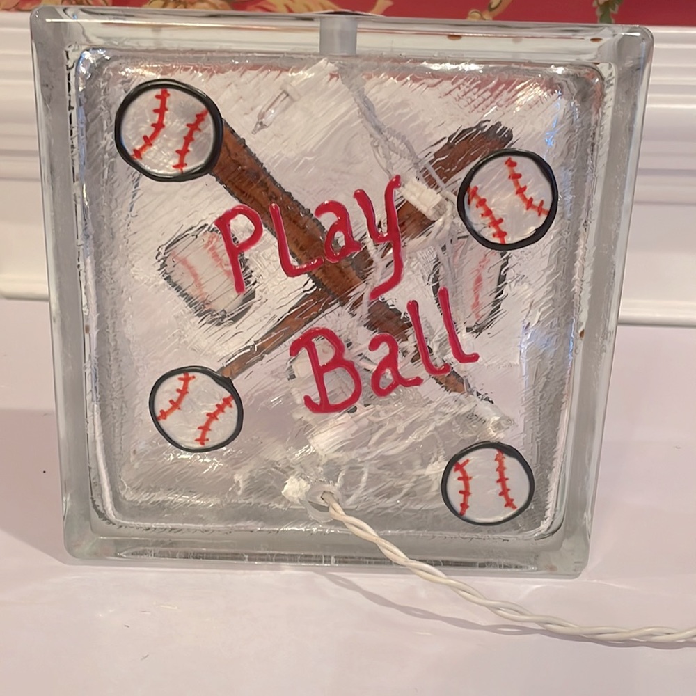 Baseball ⚾️ Glass Block Lighted Decor - Picture 8 of 9